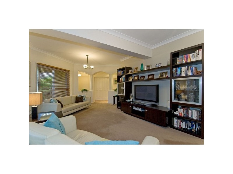 36 Zephyr Court, Birkdale QLD 4159