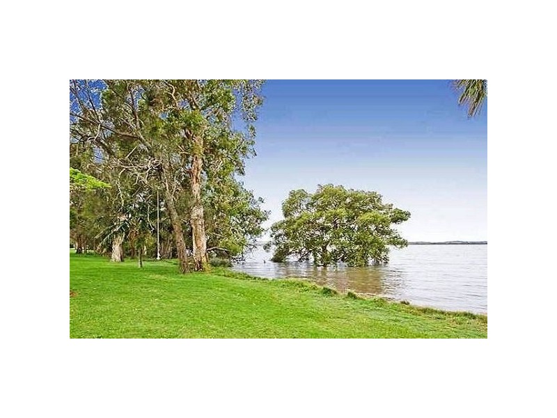 101 Torquay Road, Redland Bay QLD 4165