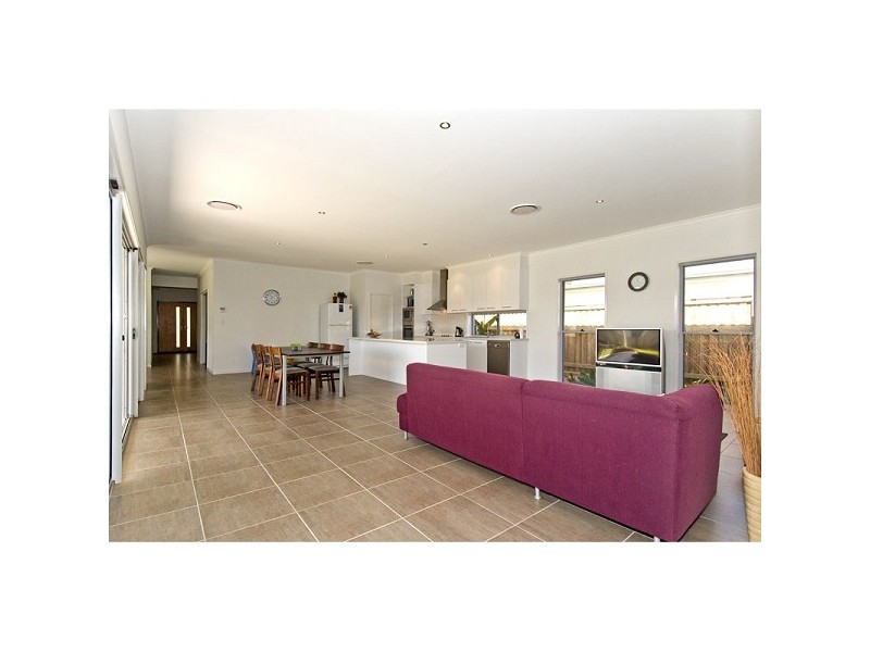 16 Explorers Way, Mount Cotton QLD 4165