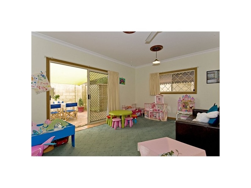 15 Darcelle Place, Ormiston QLD 4160