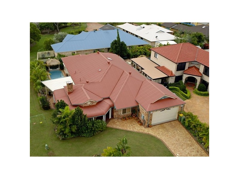 15 Darcelle Place, Ormiston QLD 4160