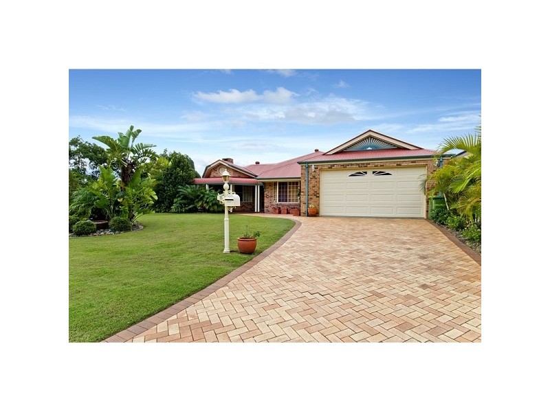 15 Darcelle Place, Ormiston QLD 4160