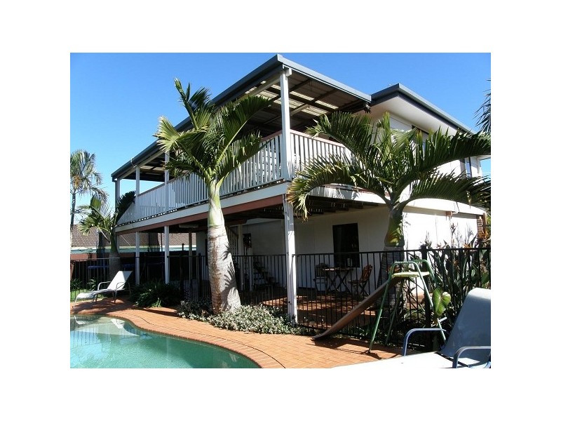 15 Albatross Street, Victoria Point QLD 4165