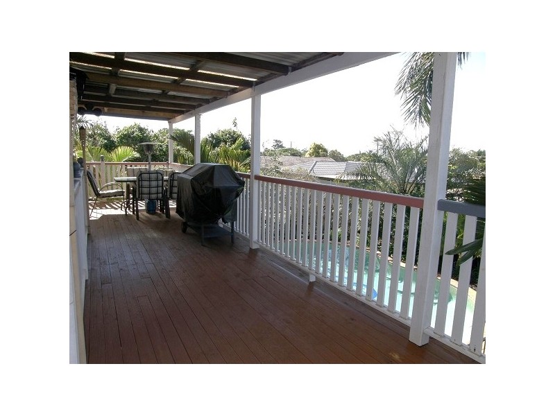 15 Albatross Street, Victoria Point QLD 4165