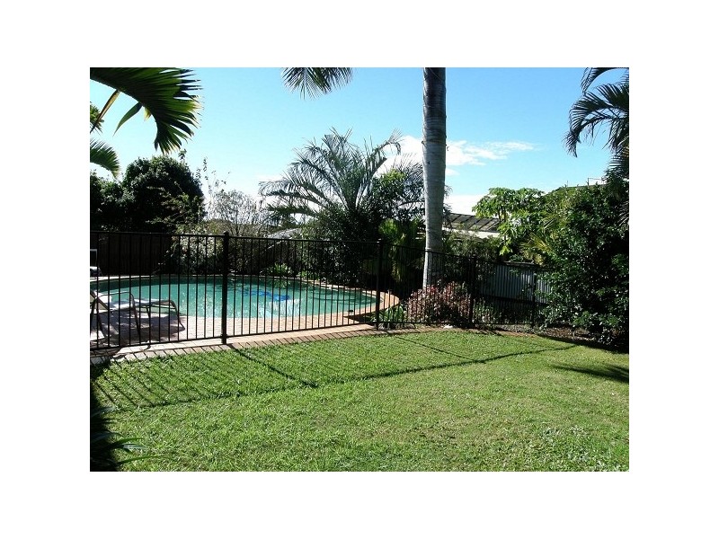 15 Albatross Street, Victoria Point QLD 4165