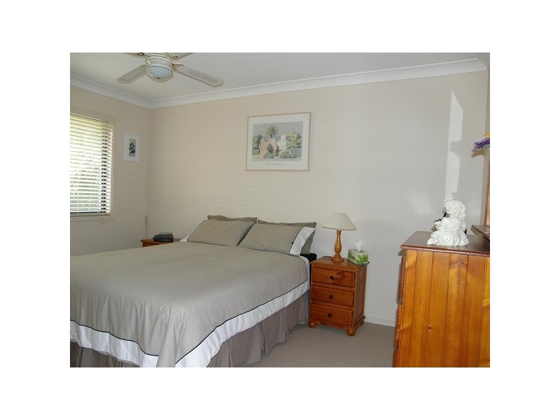 16 Seabrae Drive, Redland Bay QLD 4165