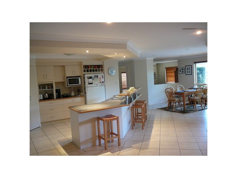 1 Coralbay Close, Thornlands QLD 4164