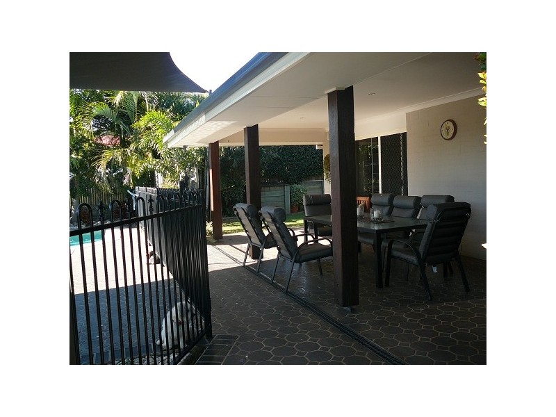 1 Coralbay Close, Thornlands QLD 4164