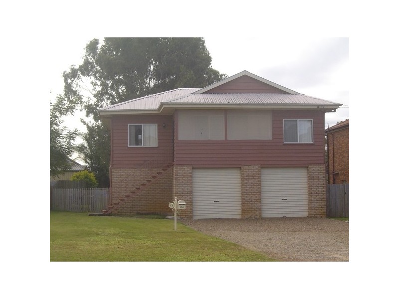 11 Sheena Street, Wellington Point QLD 4160