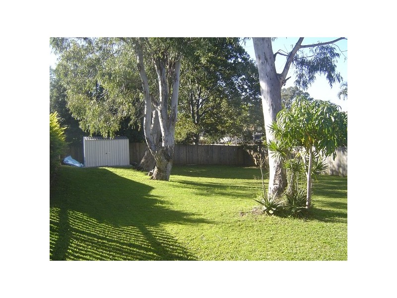 11 Sheena Street, Wellington Point QLD 4160