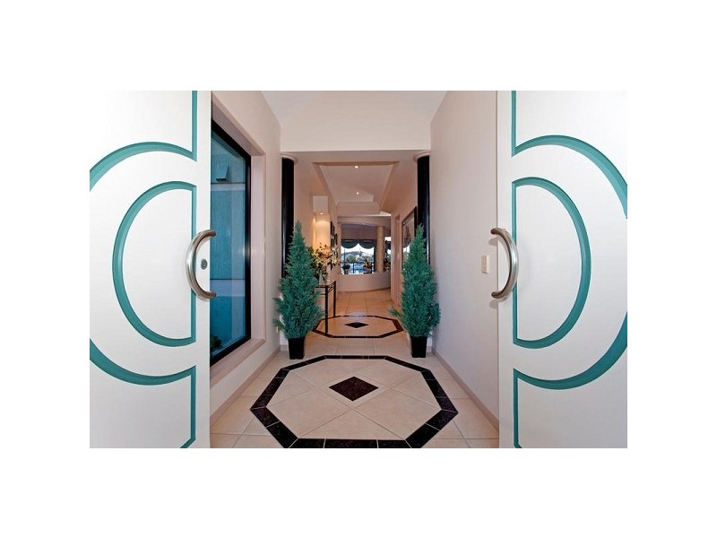 34 Piermont Place, Raby Bay QLD 4163