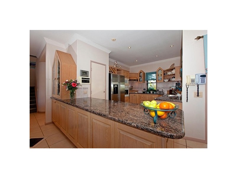 34 Piermont Place, Raby Bay QLD 4163