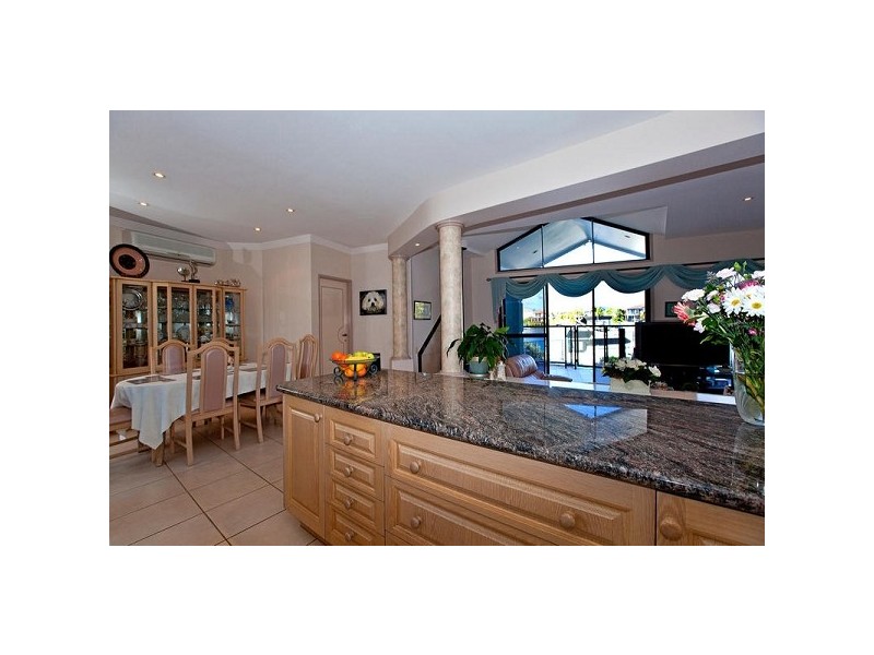 34 Piermont Place, Raby Bay QLD 4163