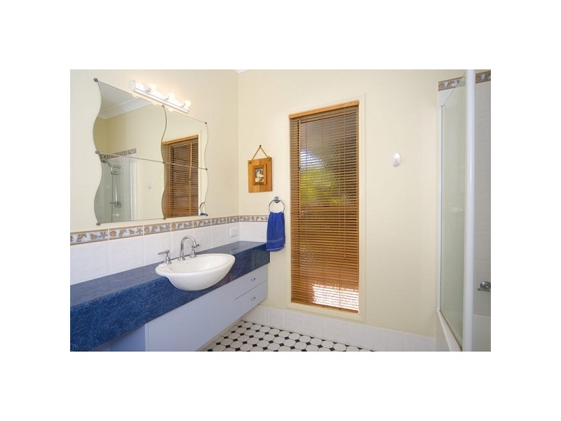 21 Thornton Drive, Thornlands QLD 4164