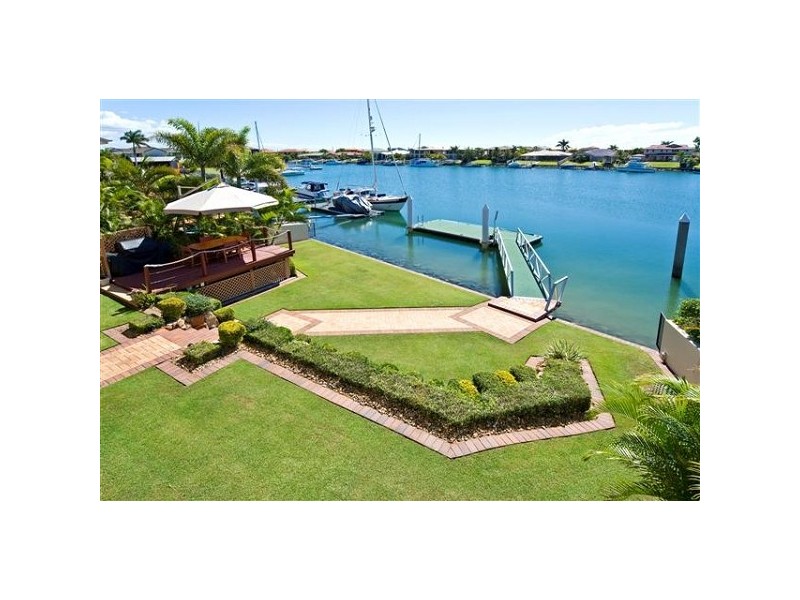 7 Martingale Court, Raby Bay QLD 4163