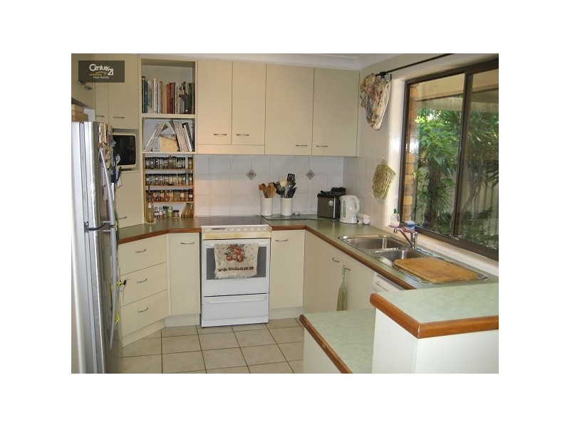 8 Devonshire Drive, Alexandra Hills QLD 4161