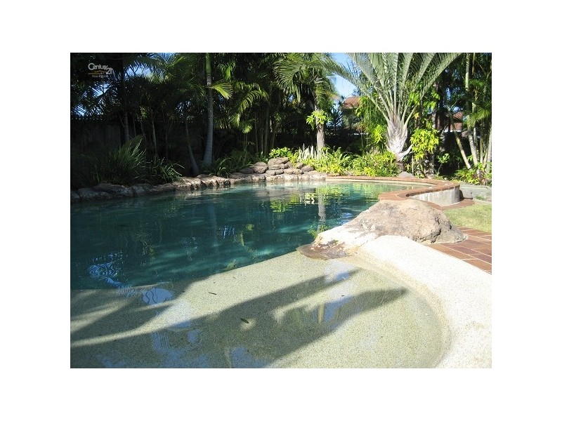 8 Devonshire Drive, Alexandra Hills QLD 4161