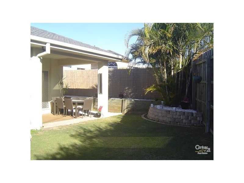 17 Bush Cherry Place, Thornlands QLD 4164