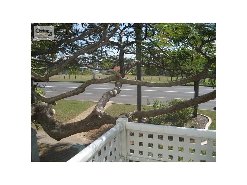 2/1 North Street, Cleveland QLD 4163