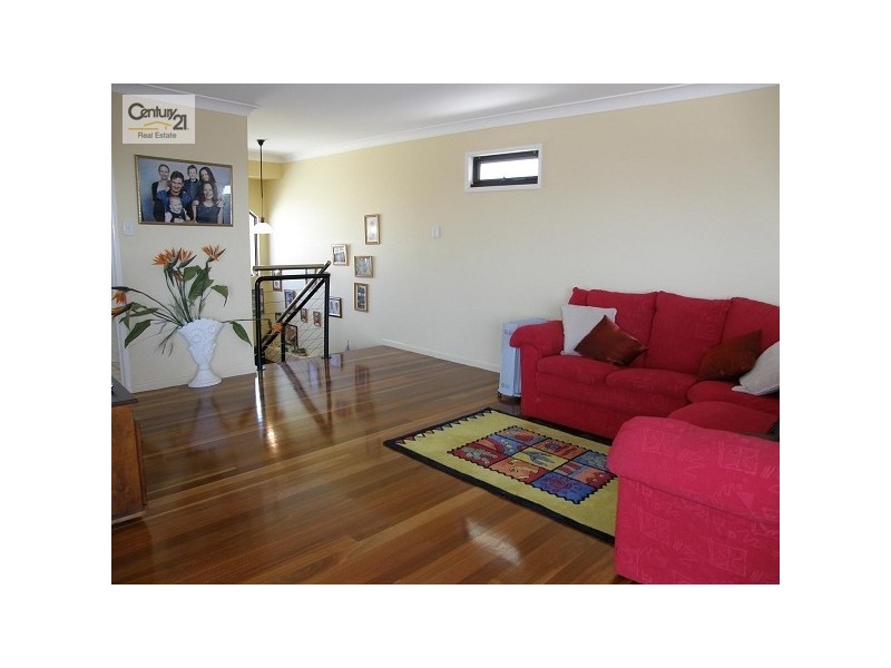 2 Yarran Street, Victoria Point QLD 4165