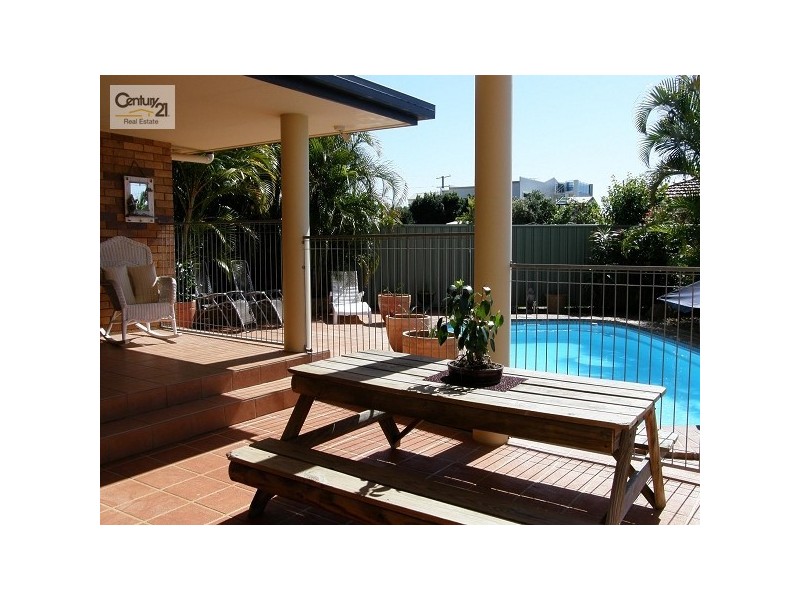 2 Yarran Street, Victoria Point QLD 4165