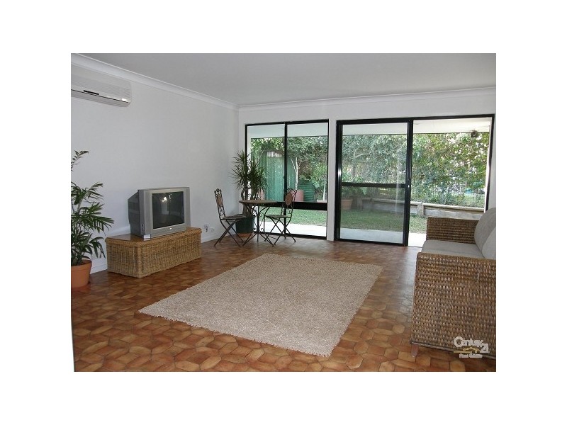 7 Moreton Avenue, Wynnum QLD 4178