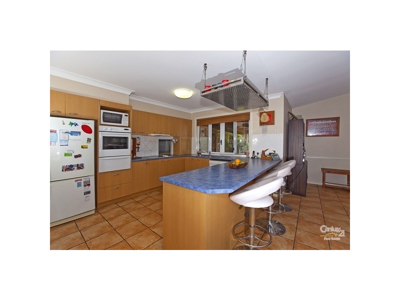 19 Lemongrove Road, Birkdale QLD 4159