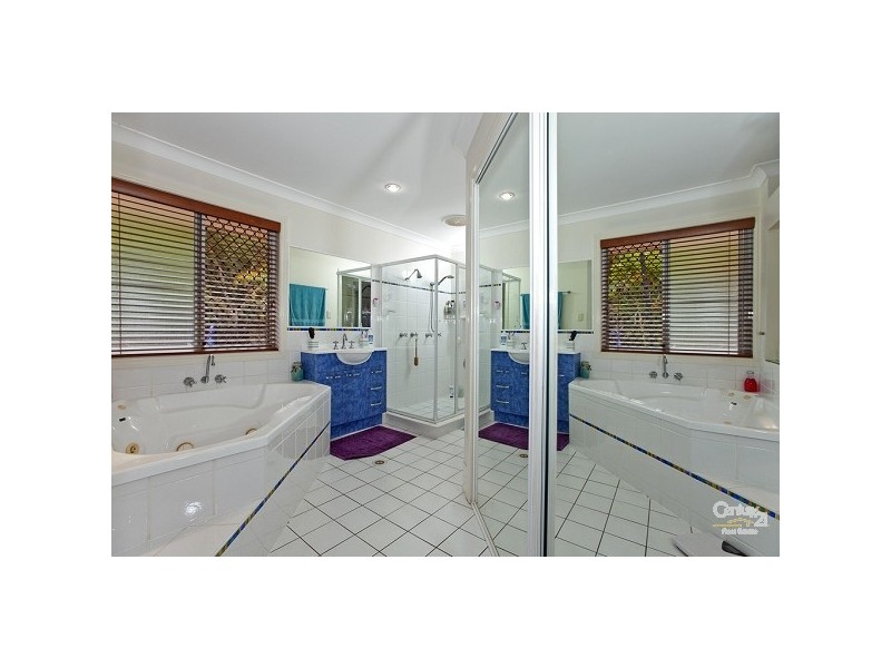 19 Lemongrove Road, Birkdale QLD 4159