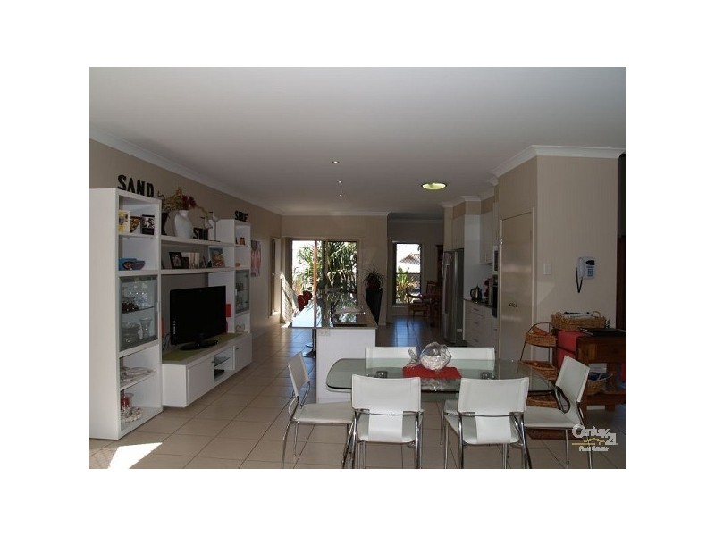 10 Irwin Place, Redland Bay QLD 4165