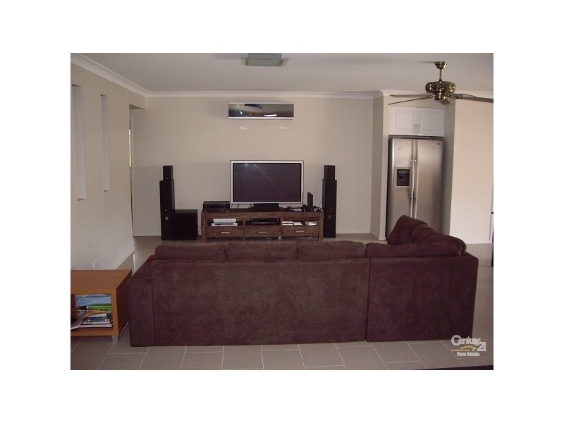 9 Paperbark Place, Wakerley QLD 4154