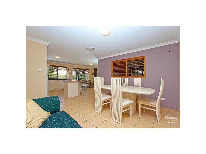 5 Blackthorne Street, Ormiston QLD 4160