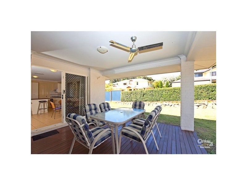 5 Blackthorne Street, Ormiston QLD 4160