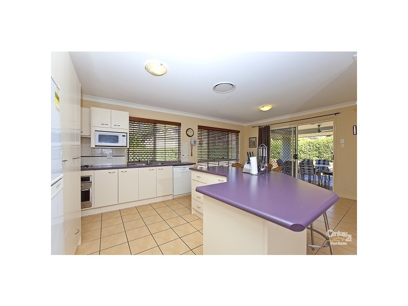 5 Blackthorne Street, Ormiston QLD 4160