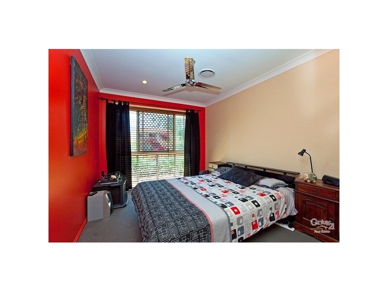 5 Blackthorne Street, Ormiston QLD 4160