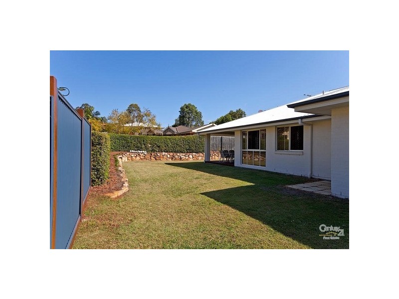 5 Blackthorne Street, Ormiston QLD 4160