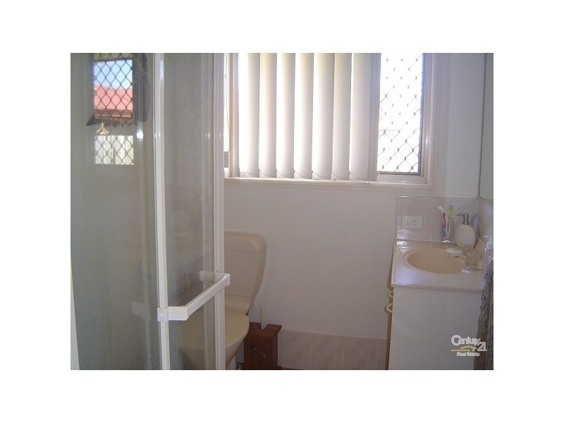 74 School Road, Victoria Point QLD 4165