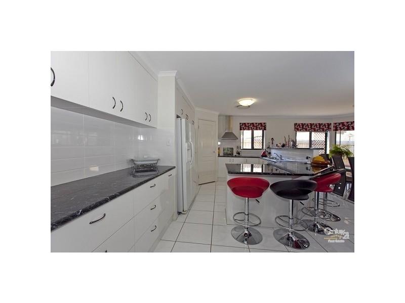 33 Kerder Street, Thornlands QLD 4164