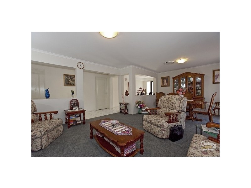 33 Kerder Street, Thornlands QLD 4164