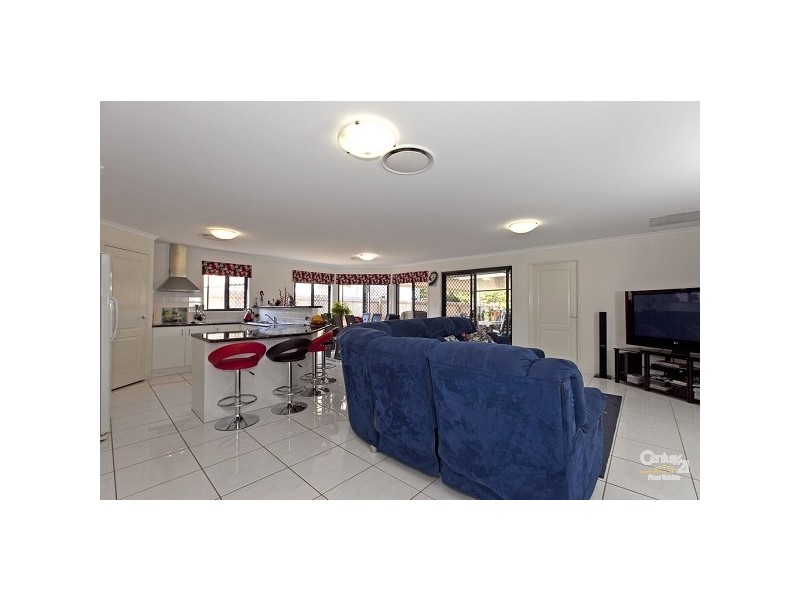 33 Kerder Street, Thornlands QLD 4164