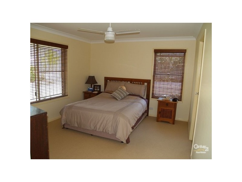 50 Beach Street, Cleveland QLD 4163