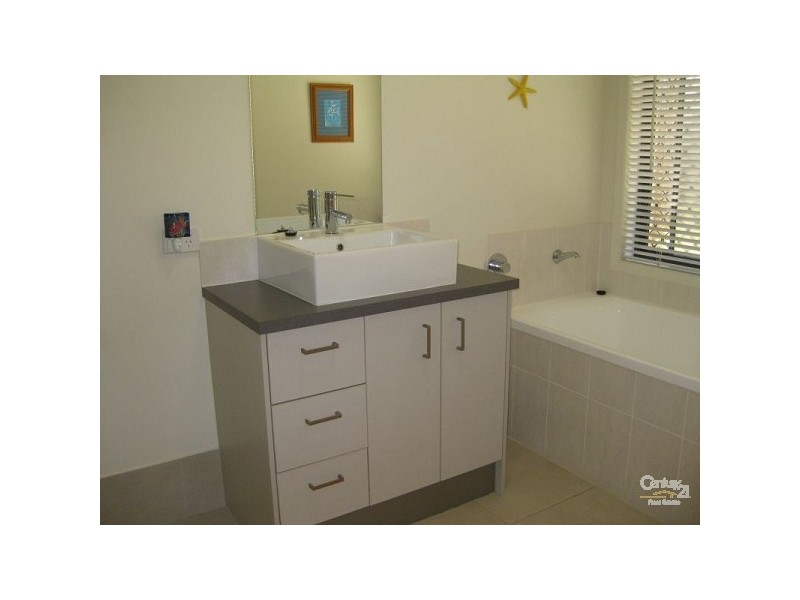 22 Lyndhurst Place, Thornlands QLD 4164