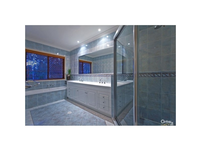 76 Wildsoet Street, Burbank QLD 4156