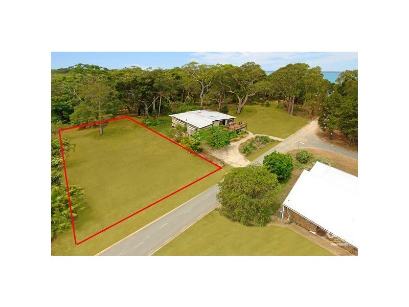 3 James, Coochiemudlo Island QLD 4184