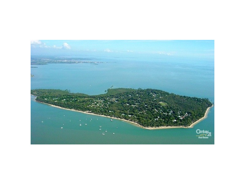 3 James, Coochiemudlo Island QLD 4184