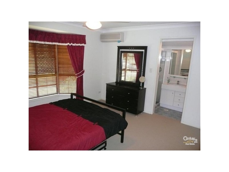 3 Pinewood Street, Capalaba QLD 4157