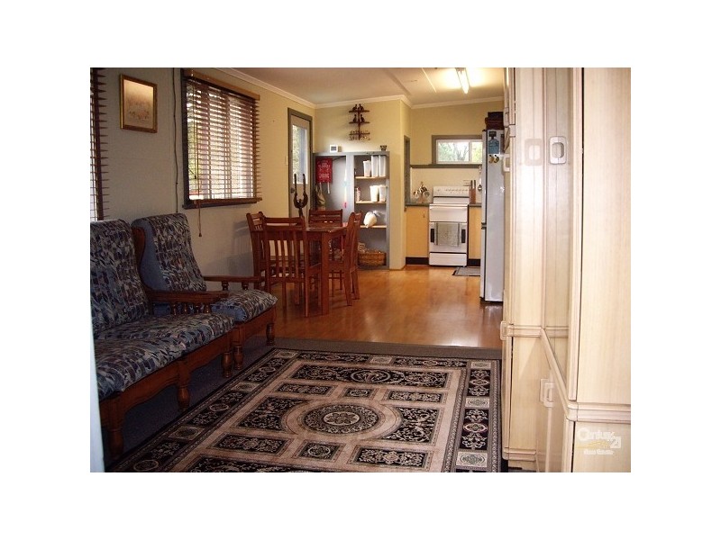 337 Redland Bay Road, Capalaba QLD 4157