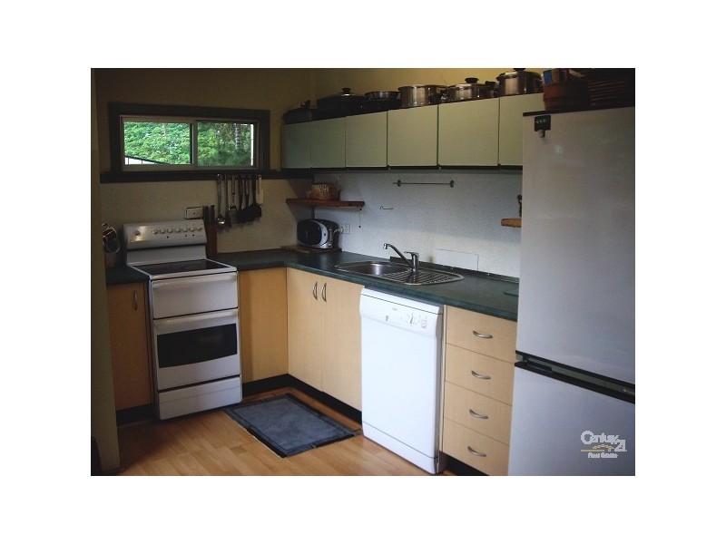 337 Redland Bay Road, Capalaba QLD 4157