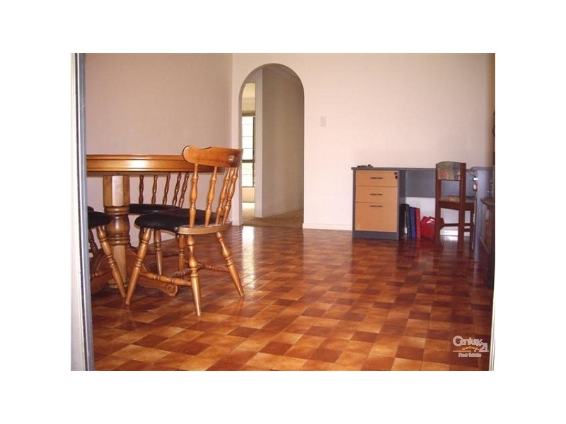 8 TRAFFORD COURT, Alexandra Hills QLD 4161