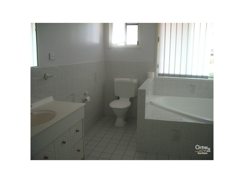 3 Goodsell Crescent, Lamb Island QLD 4184