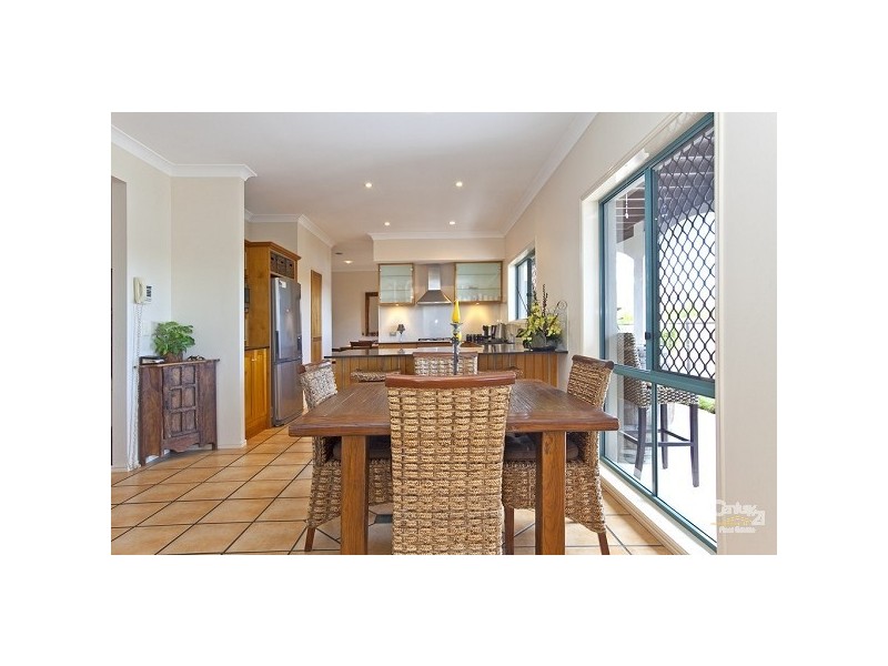 36 Mainroyal Court, Raby Bay QLD 4163